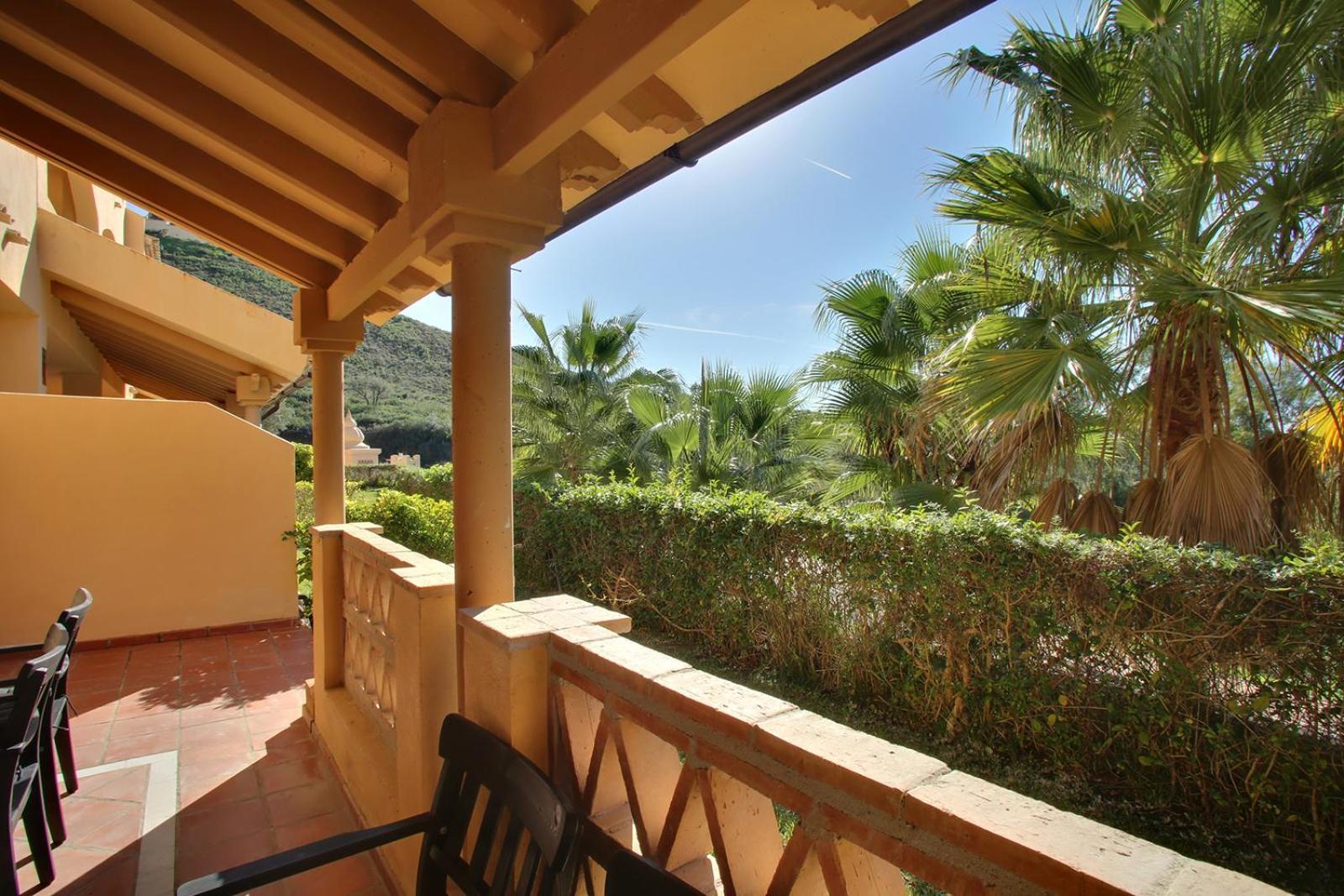 Charming Ground Floor In Elviria Apartment Marbella