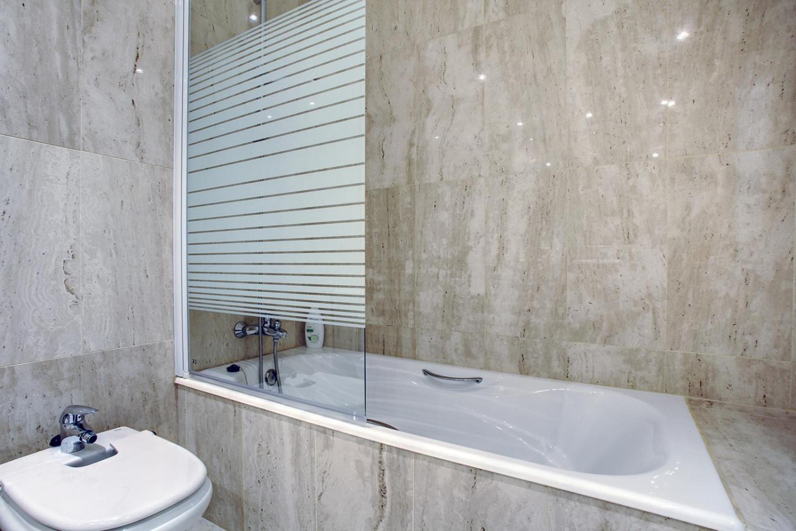Charming Ground Floor In Elviria *